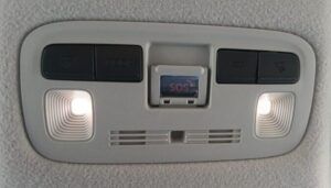 シエンタ10系のフロントルームランプ（純正LED）